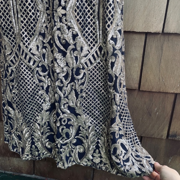 R&M Richards Womens Sequined Evening Navy Gold Maxi Gown Dress Size 6 - Picture 9 of 15